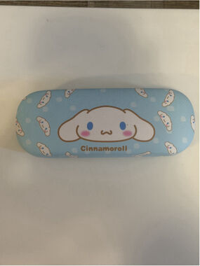 #CIN-322 - Cinnamoroll Glass Case